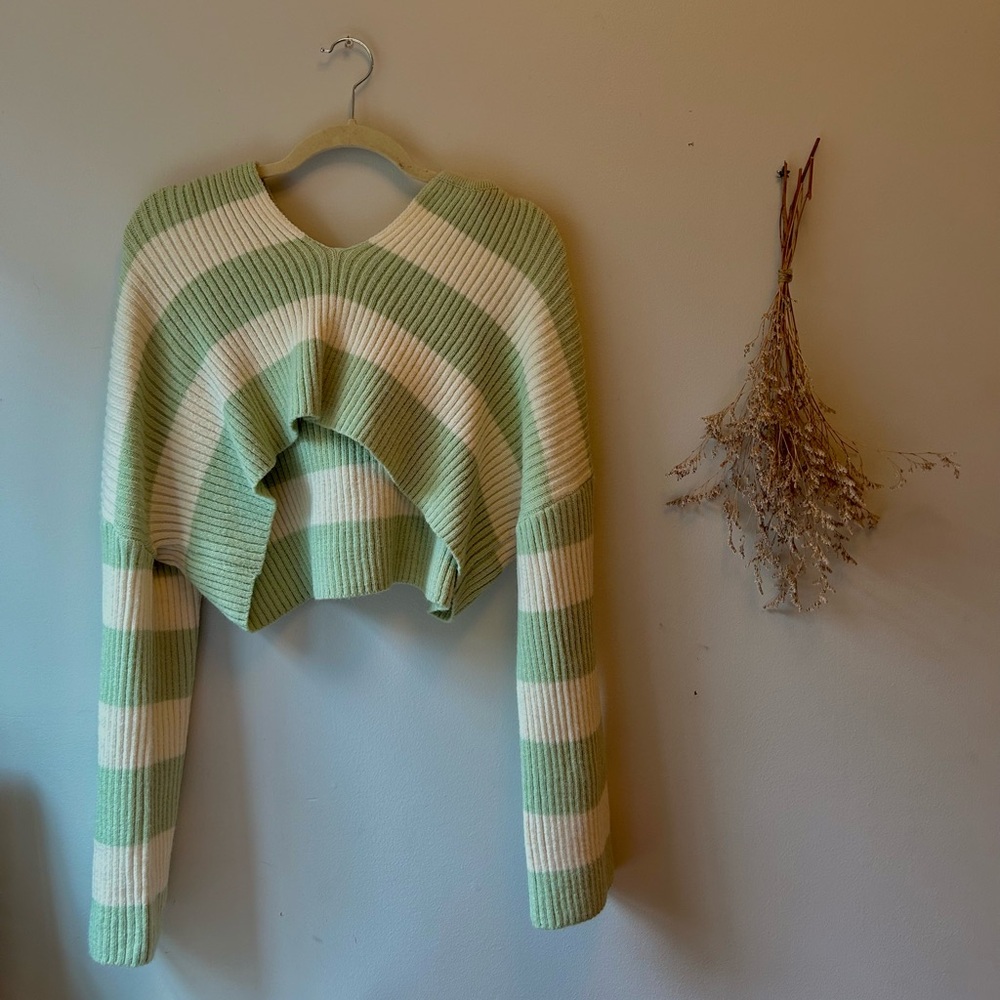 princess polly sweater with hood